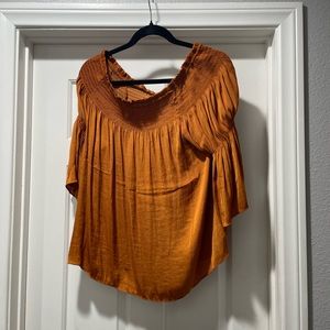 Womens off the shoulder burnt orange top. Brand new with tags. Perfect condition